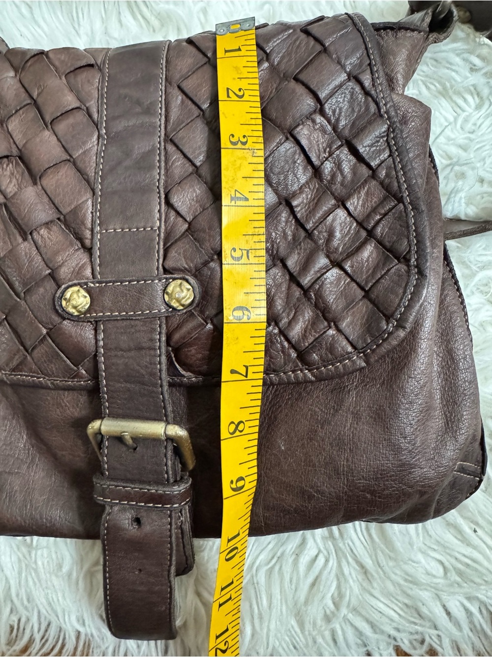 Civico 93 Woven Distressed Leather Crossbody Bag in Dark Brown - Picture 8 of 9